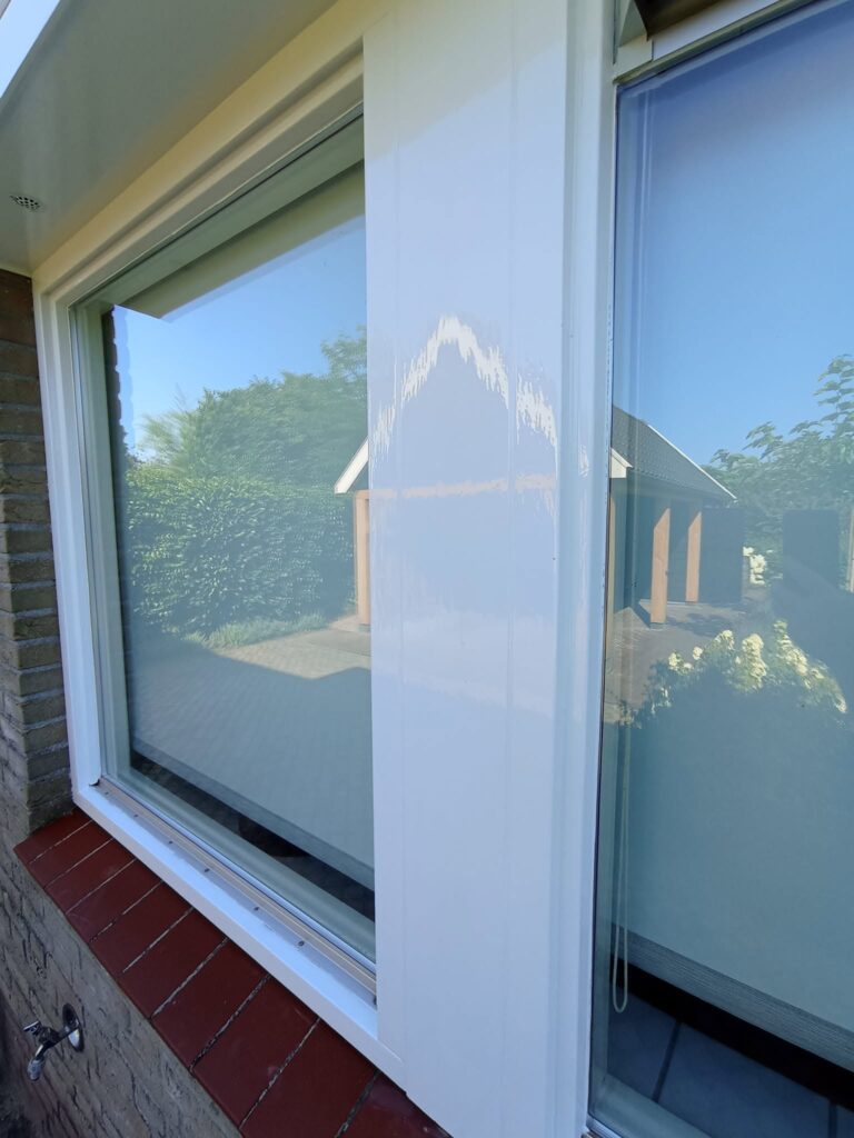 Deur schilderen en houten kozijn herstellen